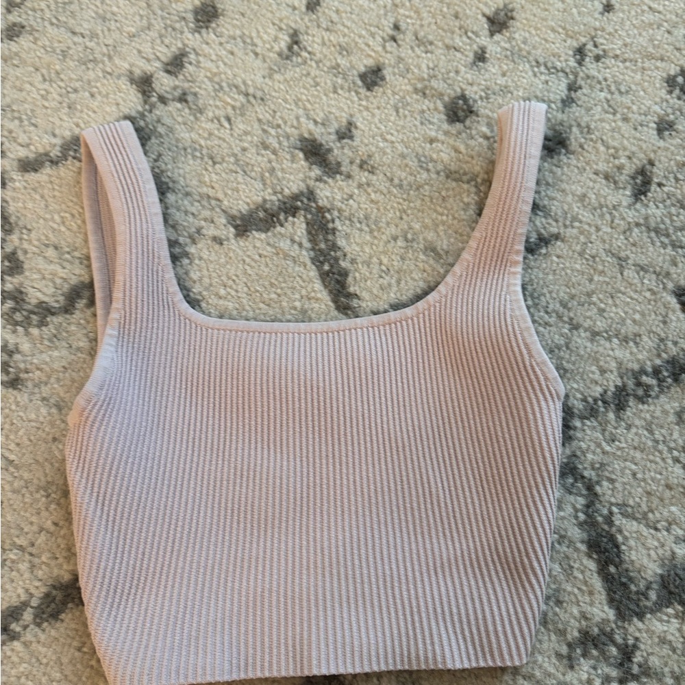 Aritzia Ribbed Tank Top in Light Pink